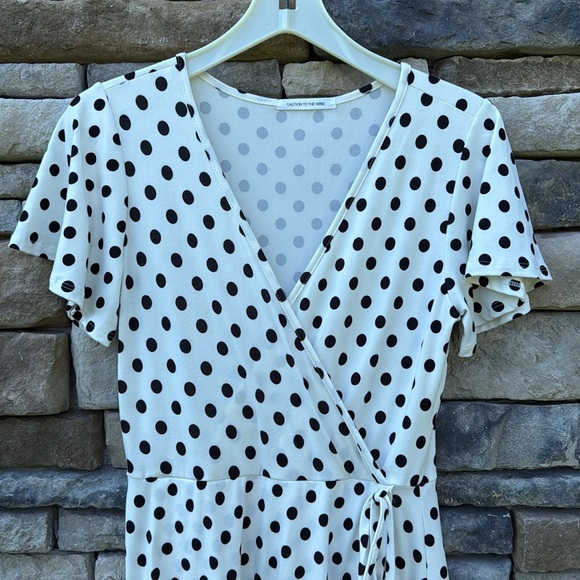 Caution to the Wind Dress - Picture 3 of 5